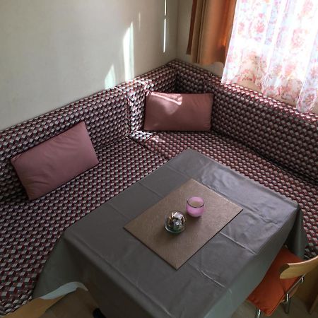 Mobile Home Avec Parking Chorges Εξωτερικό φωτογραφία