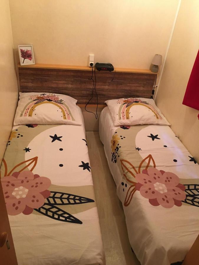 Mobile Home Avec Parking Chorges Εξωτερικό φωτογραφία